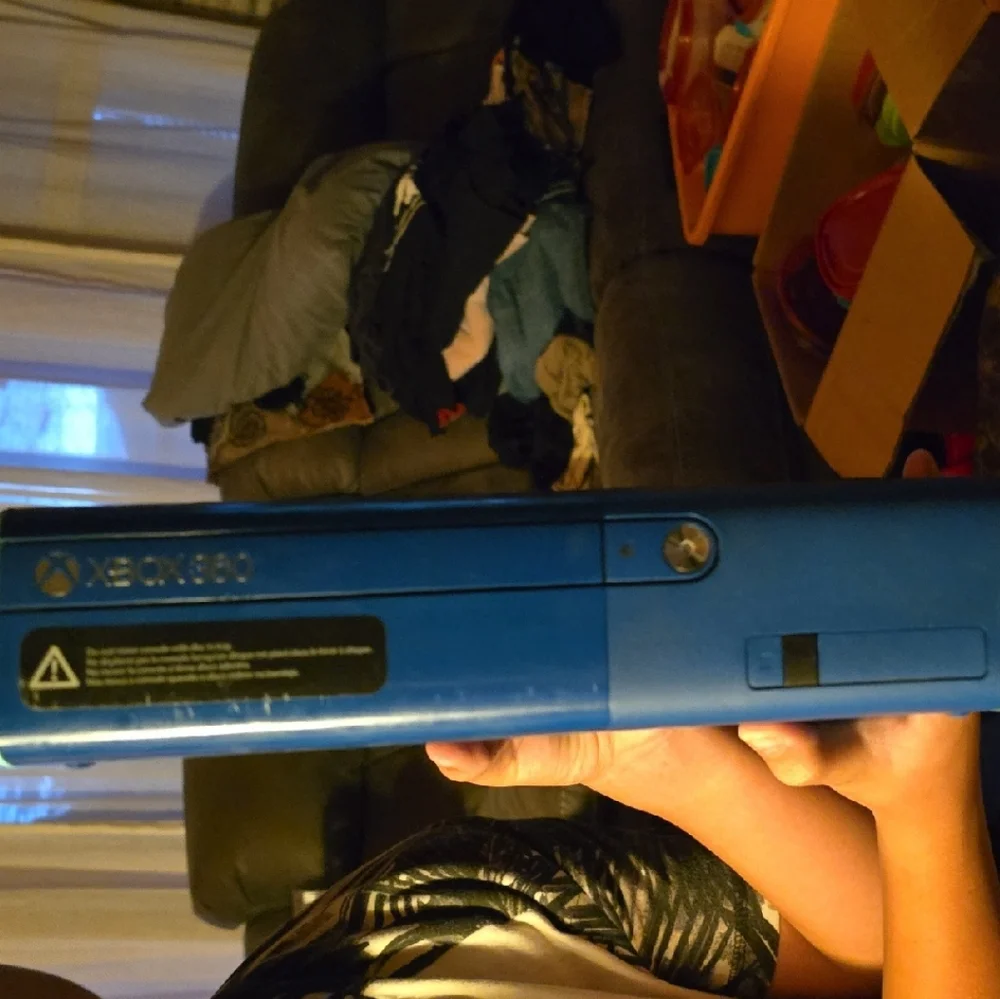 Xbox 360 Blue Console